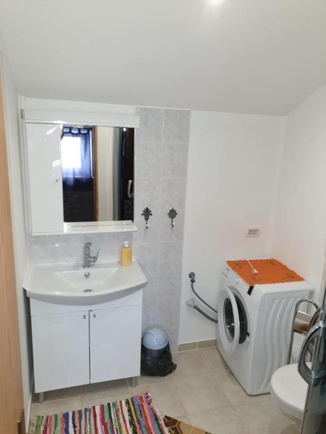 Apartmán Penthouse Prvić Luka Exteriér fotografie