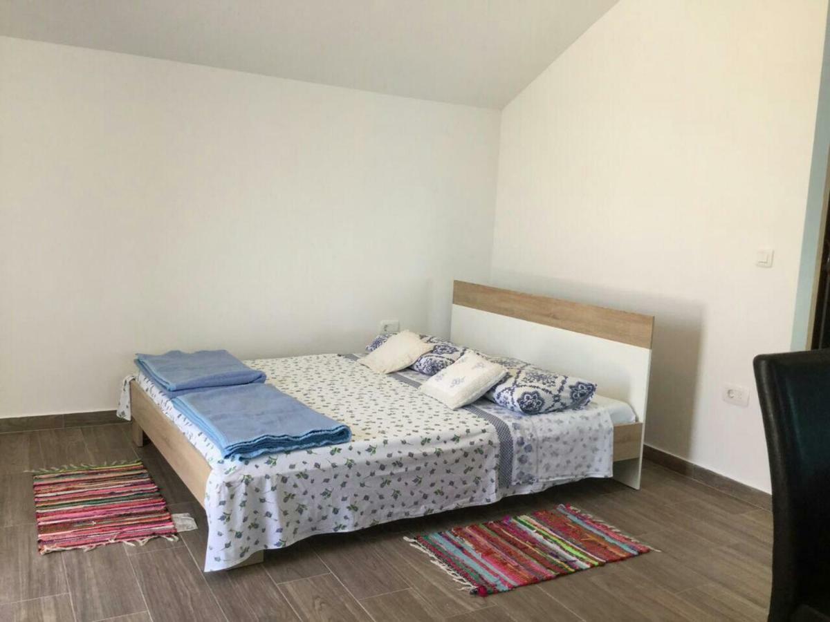 Apartmán Penthouse Prvić Luka Exteriér fotografie