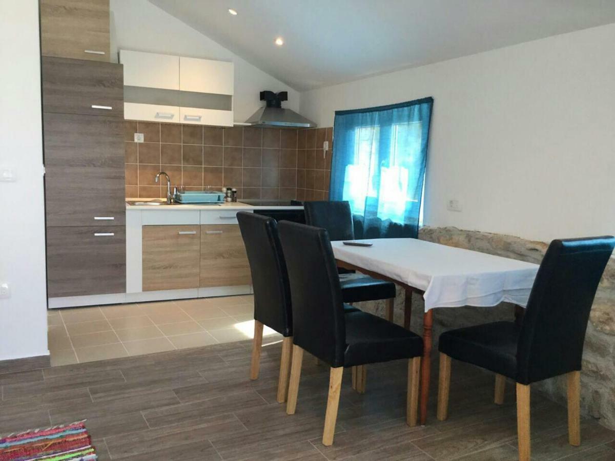 Apartmán Penthouse Prvić Luka Exteriér fotografie